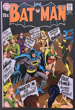 Load image into Gallery viewer, BATMAN #214 (DC COMICS, 1969) Batgirl appearance.