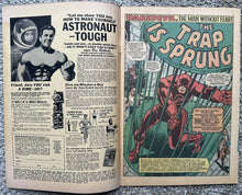 Load image into Gallery viewer, DAREDEVIL #21 (MARVEL,1966)  Daredevil battles the Owl.