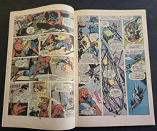 Load image into Gallery viewer, THE AMAZING SPIDER-MAN #161 (MARVEL,1976) EARLY NIGHTCRAWLER &amp; PUNISHER
